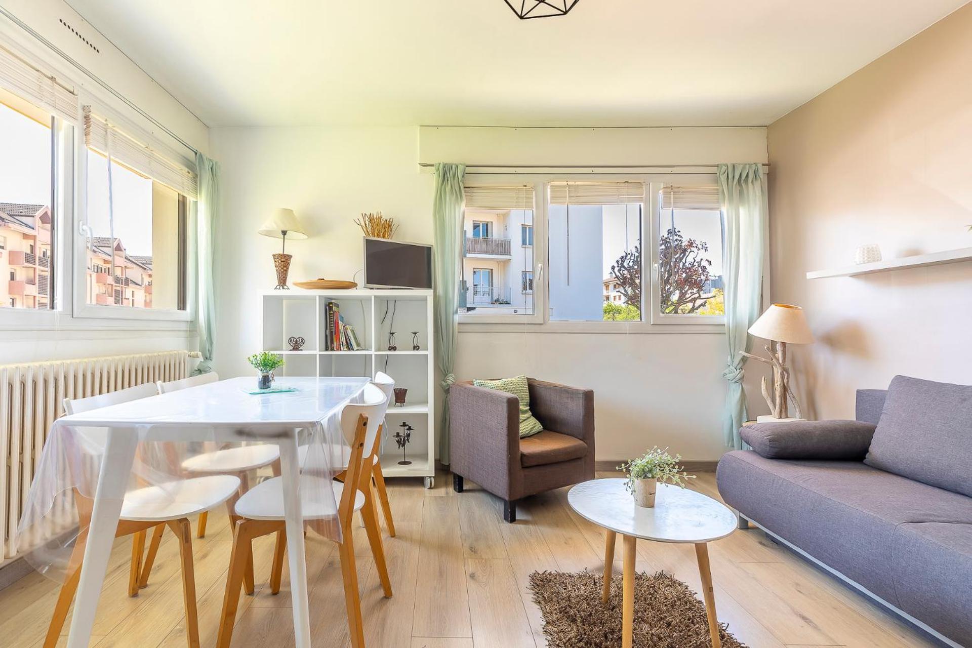 Appart Cosy Annecy Parking Et Velos Gratuit Eksteriør bilde
